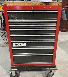 lot 113 image: Craftsman Rolling Tool Chest TOOLS INCLUDED