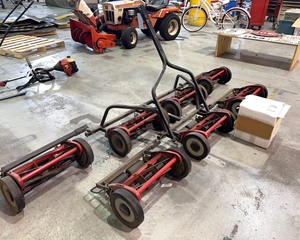 lot 1844 image: Towable Seven Gang Reel Mower