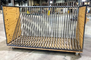 lot 163 image: Divided Panel Cart