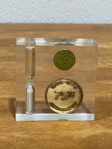VTG Oshkosh Bgosh Brass Button with 75th Anniversary Medal Hourglass Timer