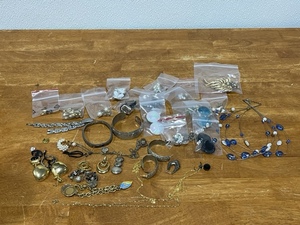 Assorted Jewelry