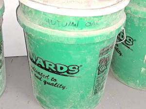 lot 154 image: Autumn Oak Concrete Colorant 25-lbs
