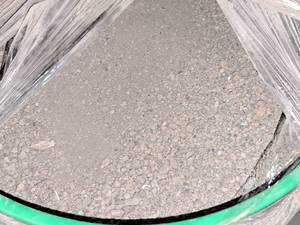 lot 140 image: Gray Concrete Colorant 32-lbs