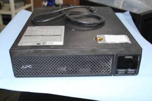 lot 22 image: APC Smart UPS On-Line 2200VA Rackmount 2U Extended Runtime 120V Uninterruptible Power Supply
