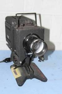 lot 48 image: Antique  Vintage Bausch & Lomb Optical Company Balopticon Lantern Slide Projector