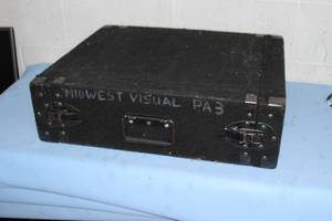 lot 55 image: Grundorf-Style Carpeted Hard-Sided Sonic Equipment Case with Front & Rear Removeable Covers