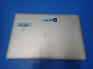 2010 Apple&nbspMacBookPro 6,2 A1286 MC371LLA &nbspIntel(R) Core(TM) i5 CPU M 520  2.40GHz&nbsp 4GB DDR3 SDRAM  500GB HD  15.4 screen with 1440 x 900 resolution  Includes IOS and Charger  Left click sometimes doesnt click on this unit