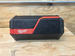 lot 14 image: MILWAUKEE M18M12 Lithium-Ion Cordless Wireless Jobsite Speaker (Speaker Only)
