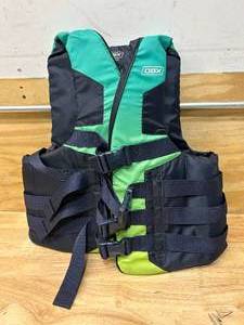 lot 96 image: DBX Verve VestLife Jacket Size LXL