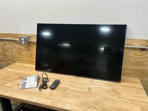 lot 48 image: PANASONIC TH-42LFE6U 42 Full HD LED LCD MonitorTV