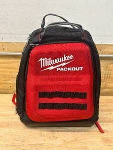 lot 73 image: MILWAUKEE 15 in. PACKOUT Backpack