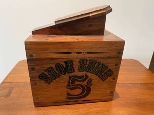 lot 303 image: Shoe Shine Box