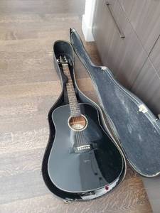 lot 27 image: Samik Guitar Model SW115ED-B