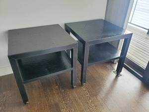 lot 42 image: Pair Of Woodbridge End Tables