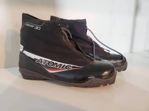 lot 56 image: Atomic Nordic Ski Boots  Mens 11