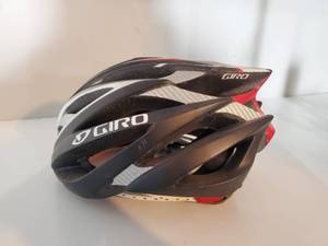 lot 58 image: Giro Bicycle Helmet