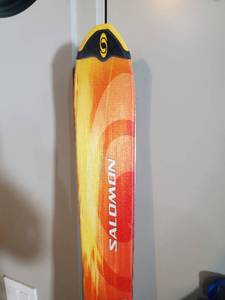 lot 80 image: Salomon Super Mountain Alpine Skis