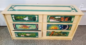lot 209 image: Dresser
