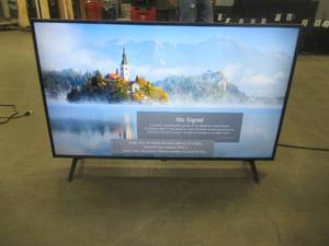 LG 43-Inch Class UQ9000 Series Alexa Built-in 4K Smart TV 43UQ7590PUB