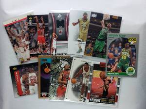 Lot of 11 Cards LeBron James, Michael Jordan, Scottie Pippen Kyle Lowry and More