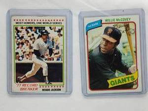 Lot of 2 Willie McCovey 1980 Topps #335, Reggie Jackson 77 Record Breaker Topps #7