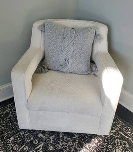 lot 16 image: Jaixin Armchair