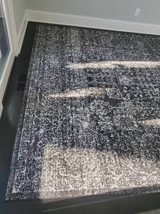 lot 19 image: Surya Area Rug