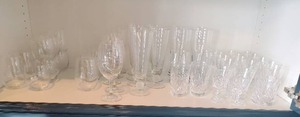 lot 31 image: Glassware  2
