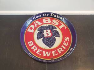 lot 53 image: Pabst Tray