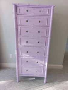 lot 101 image: Chest of Drawers