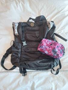 lot 127 image: Lululemon Backpack and Makeup Bag