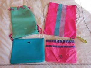 lot 129 image: Assortment of bags