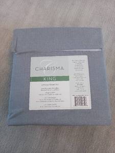 lot 141 image: Charisma King Sized Bed Sheets