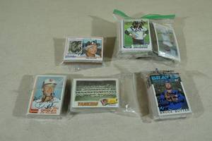 1970s and 1980s Topps Baseball Cards