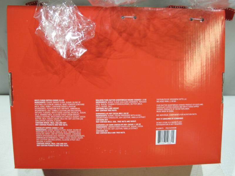 lot 61 image: NEW DesignPac 3 in 1 Hot Chocolate Mug Breakapart Gift