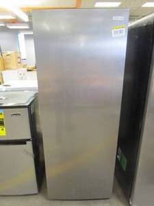 lot 510 image: Vissani 7 cu. ft. Convertible Upright FreezerRefrigerator in Stainless Steel Look (MISSING SHELF, COUPLE DINGS AT THE BOTTOM OF THE DOOR)