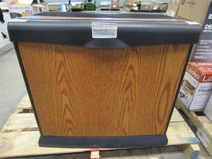 lot 572 image: AIRCARE 5 Gal. Evaporative Humidifier for 4,000 sq. ft. (OUT OF BOX)