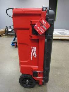 lot 600 image: Milwaukee PACKOUT 38 in. Rolling Tool Chest (NICE CONDITION)