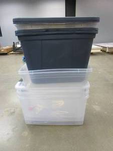 lot 602 image: Lot of Bins - Some Missing Lids (SEE PHOTOS)
