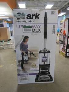 lot 706 image: Shark Navigator Lift-Away DLX Vacuum Cleaner (SLIGHTLY USED)