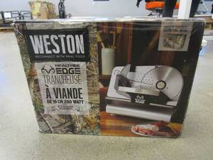 lot 767 image: Weston Realtree Edge 200-Watt Silver Meat Slicer with Camouflage Storage Cover (OPEN BOX)