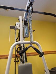 lot 5 image: Hoist H210 Home Weight Machine
