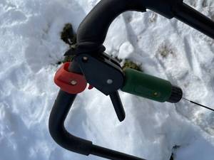lot 153 image: Scotts 3000 Fertilizer Spreader