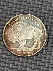 lot 22 image: .999 Silver � oz Bison  Sioux Coin