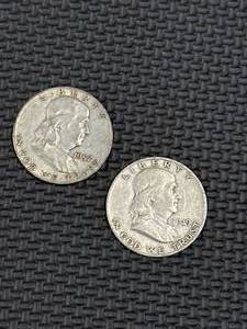 lot 33 image: Lot of 2 Franklin Half Dollars