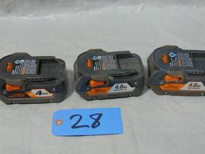 lot 28 image: 3 RIDGID Hyper 18V 4 Ah High Capacity Li-Ion Battery R840087 Charged