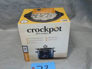 lot 72 image: Crock-Pot 2 Quart Round Manual Slow Cooker, Black
