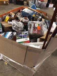 lot 11 image: Mix lot of Small Housewares, Customer returns, review all pictures