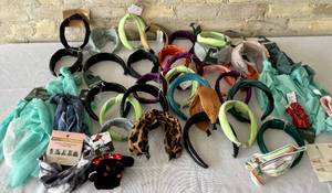 Large Lot of Various Hair Accessories
