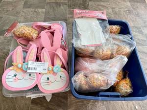Box of Felt Easter Baskets and Basket Filling